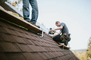 Local Roofers in Maryville, IA